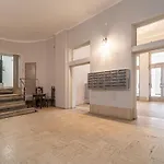 Tropical Jungle Oasis Near Center 2br Balcony 布加勒斯特