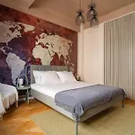 Tropical Jungle Oasis Near Center 2br Balcony *