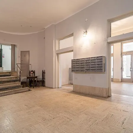 Tropical Jungle Oasis Near Center 2br Balcony Bukareszt