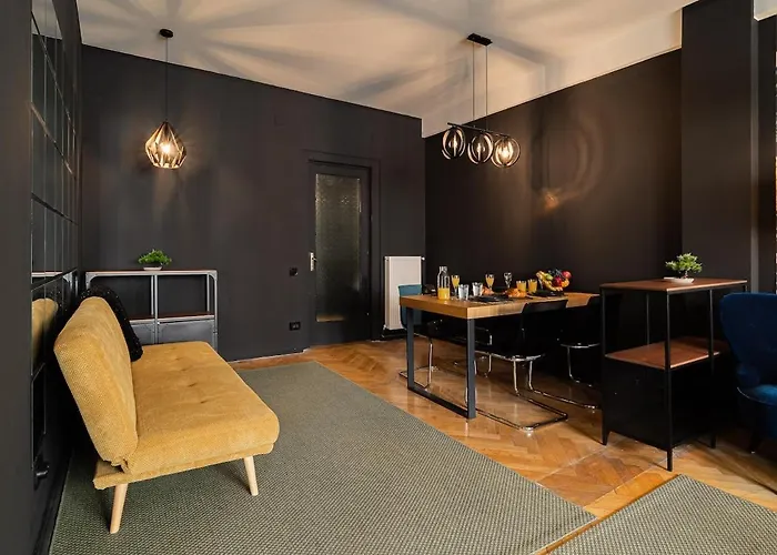 Tropical Jungle Oasis Near Center 2br Balcony * Bucharest